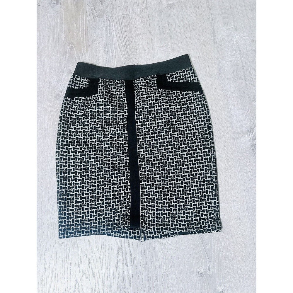 Studio Point Women's Skirt Pencil Back Zipper Knit 10 Unlined Knee Length EUC